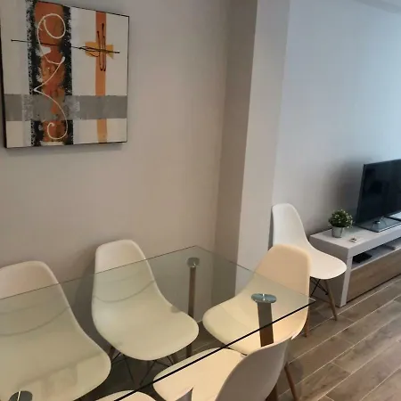 Apart. Junto A Parque Ciudad Jardin Apartment Cordoba