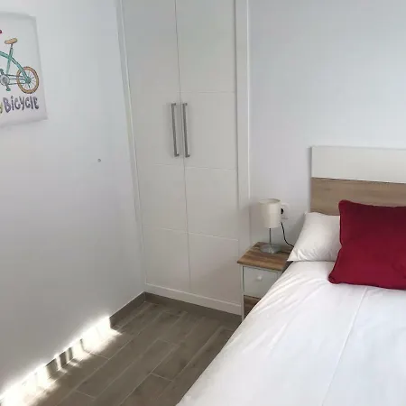 Apart. Junto A Parque Ciudad Jardin Apartment Cordoba